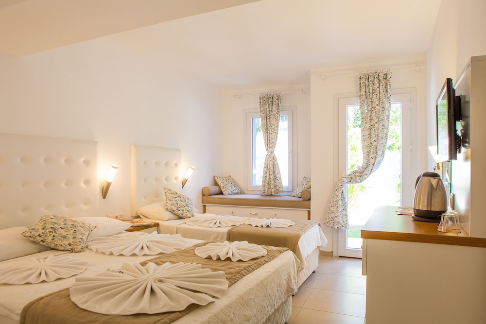Monta Verde Hotel And Villas 14/36
