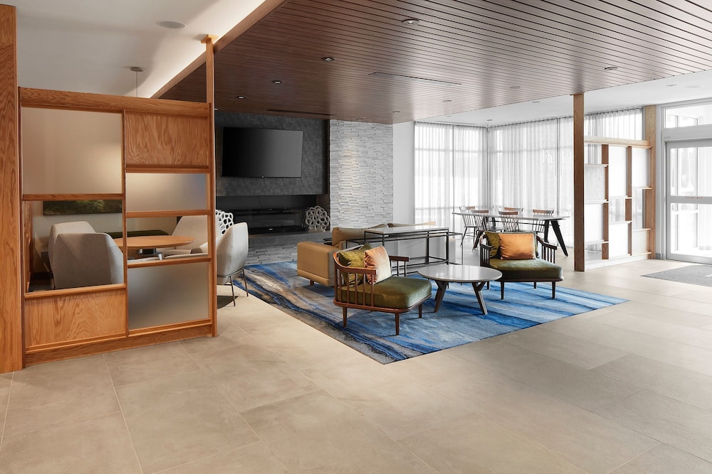 Fairfield Inn & Suites by Marriott Stony Creek 12/19