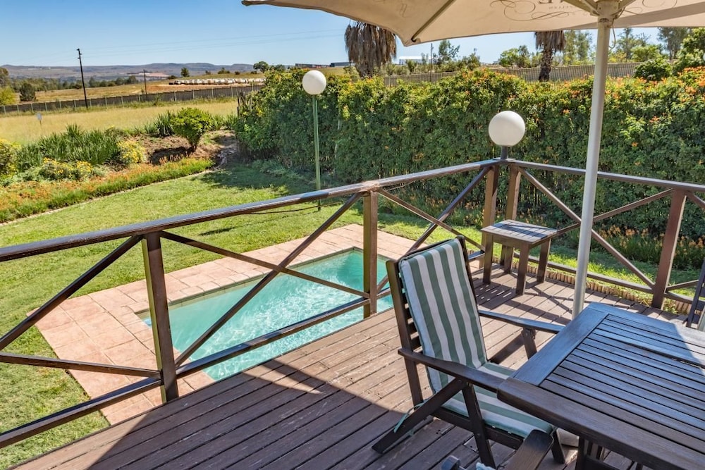 Shumba Valley Lodge 24/50