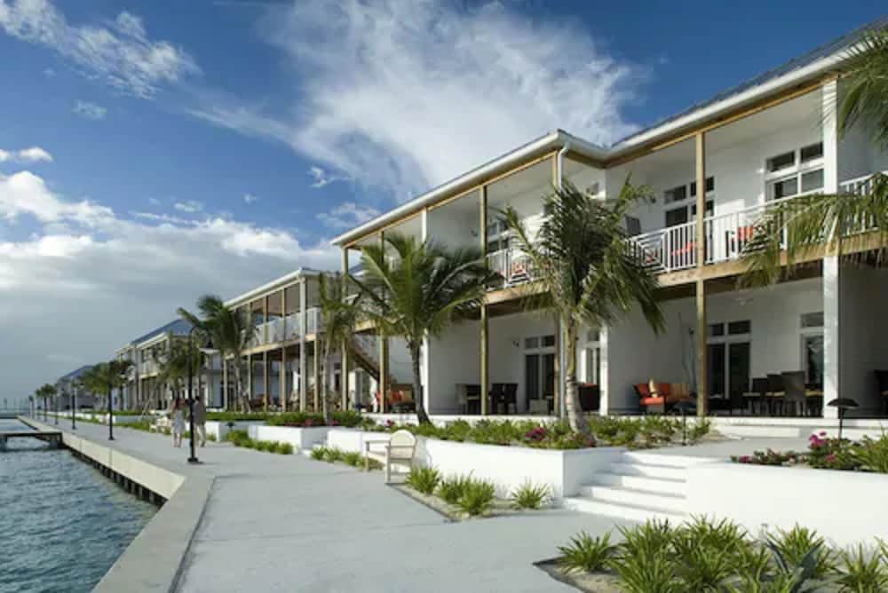 Cape Eleuthera Resort and Marina 39/40