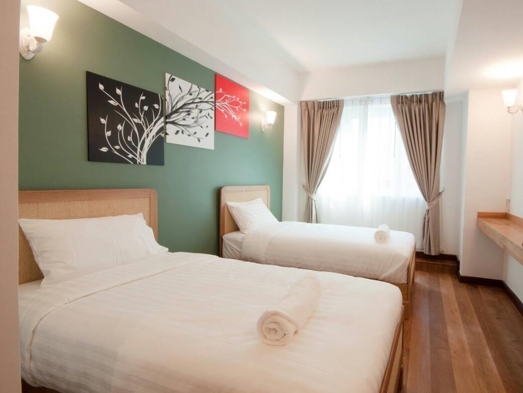 Cozy At 9 Hotel And Kitchen 15/85