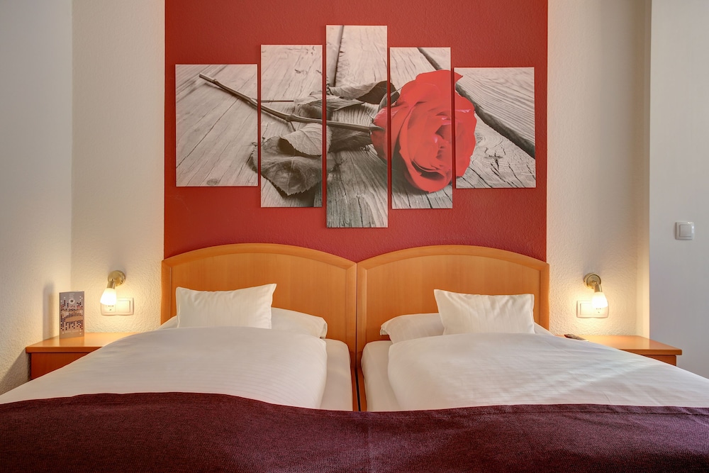 INA Hotel Consul 12/61