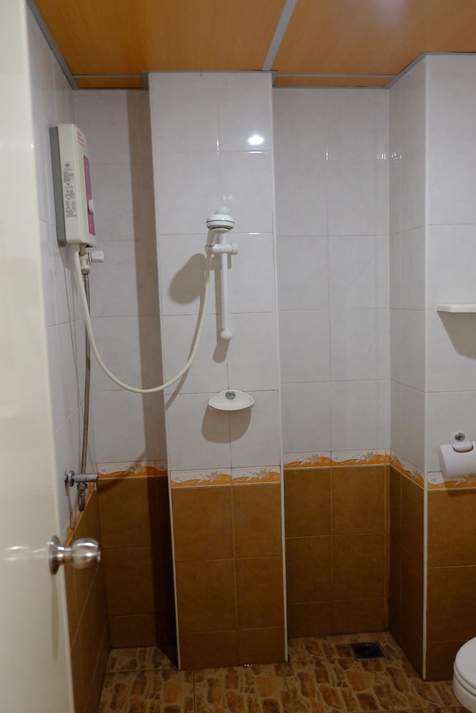 Banchang Apartment And Hotel 14/48