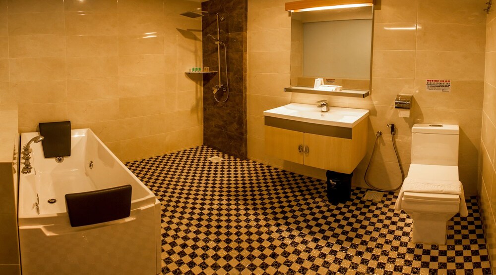 Avantgarde Hotel 18/20