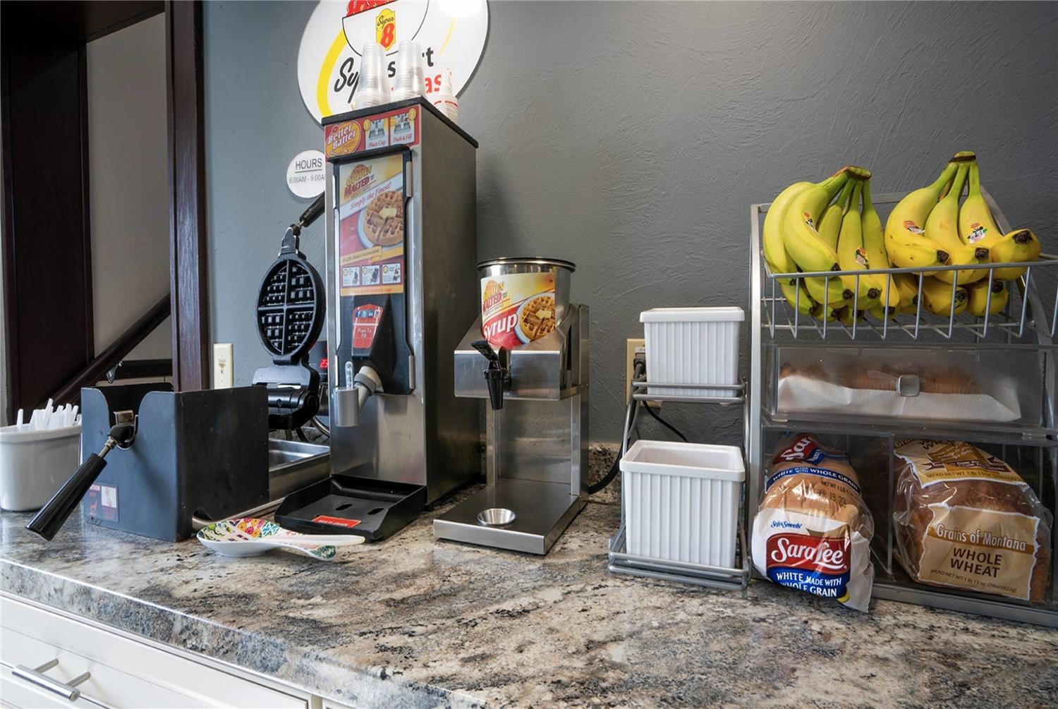 Super 8 by Wyndham Miles City 21/37