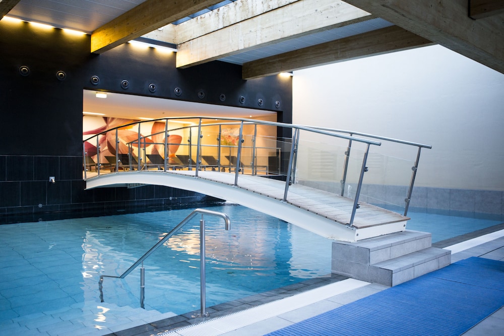 Le Bristol Leukerbad 15/50
