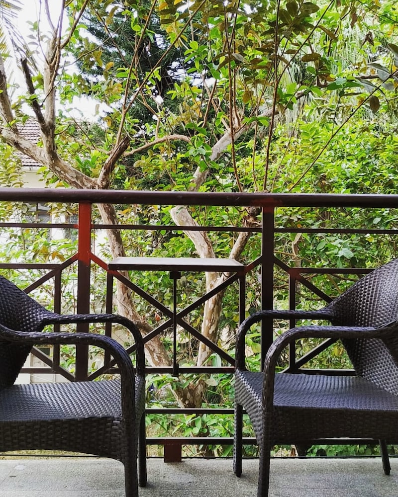 Hotel Fort Kochi Beach Inn 52/72