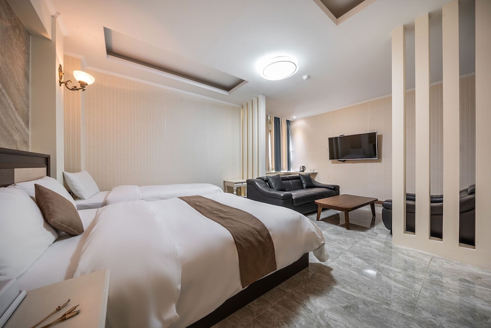 Seowon Tourist Hotel 6/20