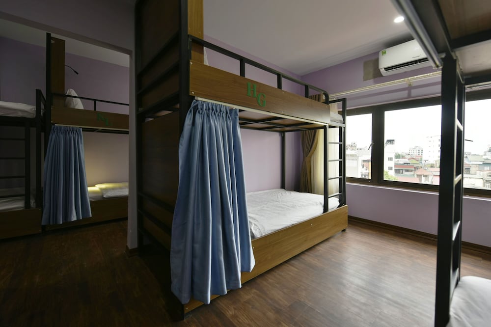Ibiz City Hostel 12/30