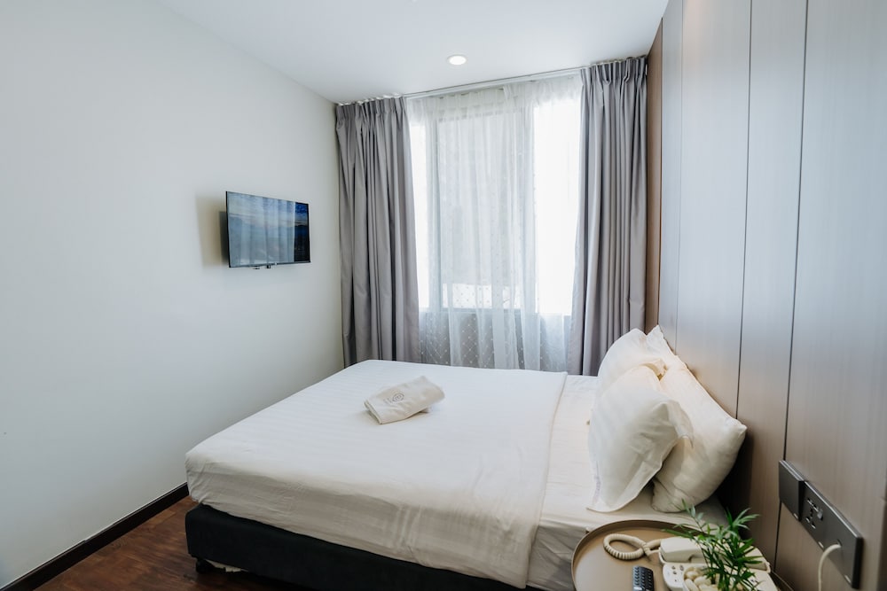 Wang's Hotel Gurney Drive 23/55