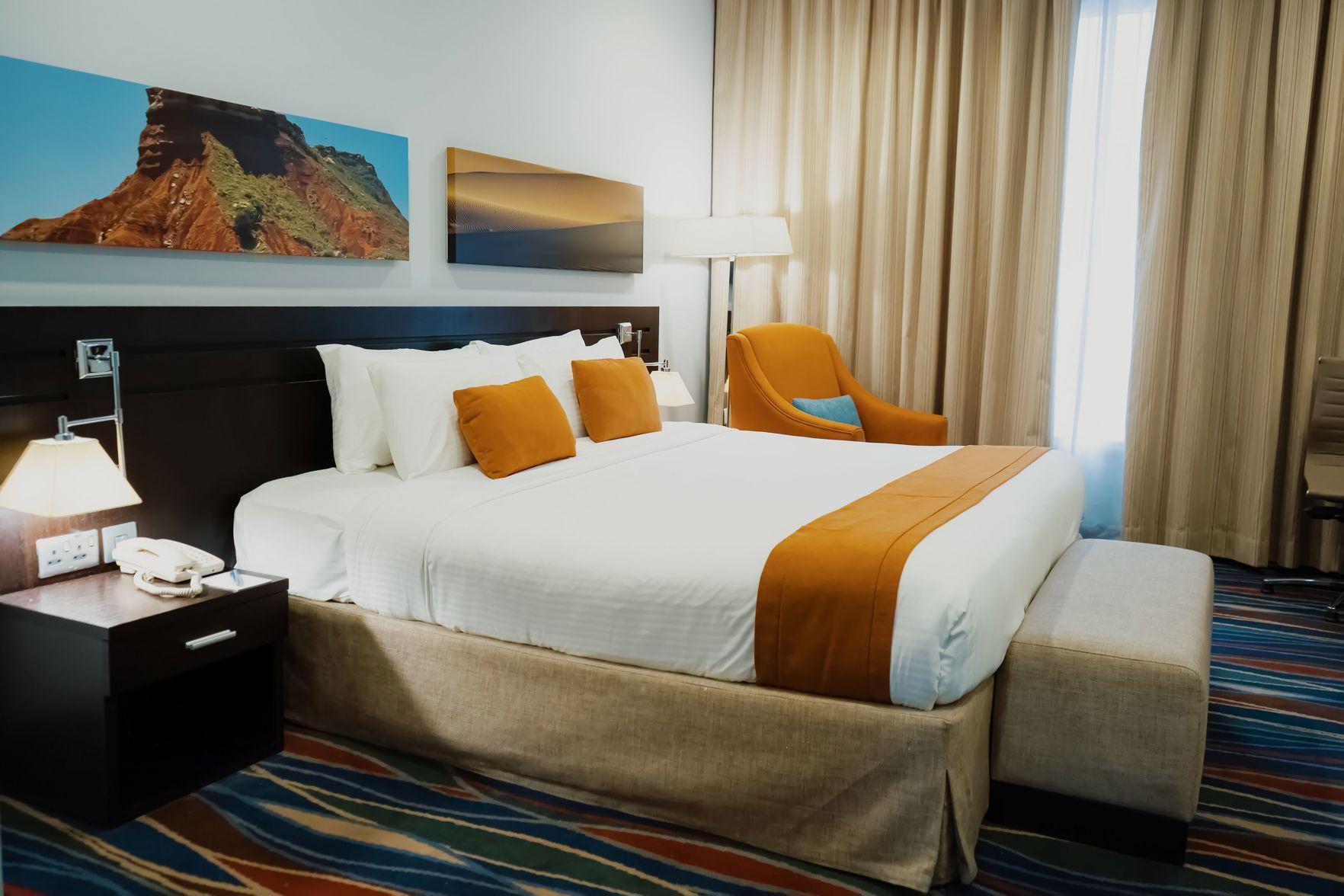 2 Bedrooms, Diplomat, Suite