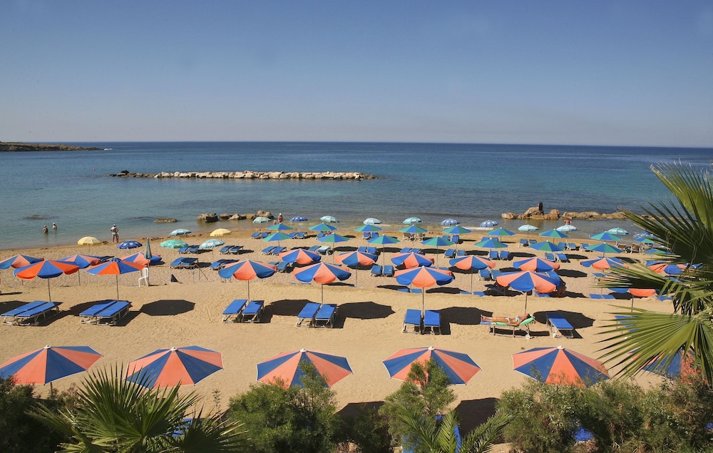Corallia Beach Hotel Apartments 36/39
