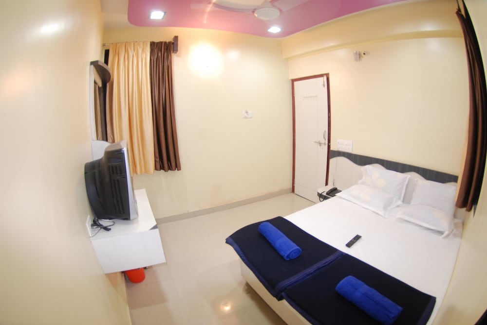 Hotel Disha Palace 45/69