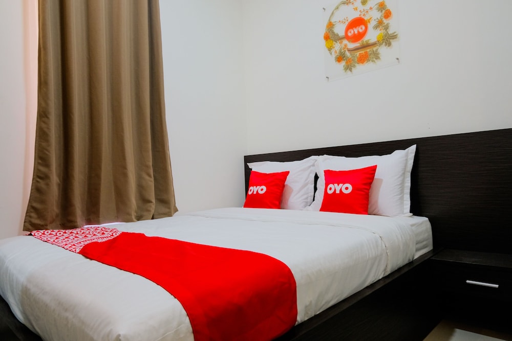 OYO 1665 Aurila Homestay Syariah 24/39