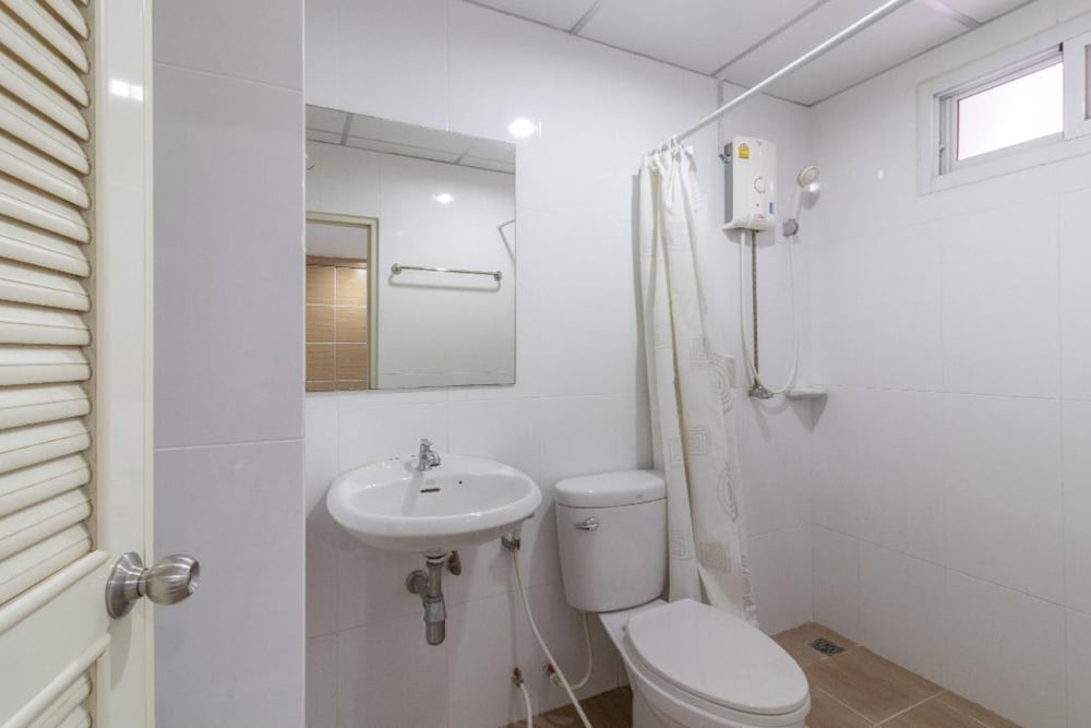 Townhouse Siam Privi Hotel 42/42
