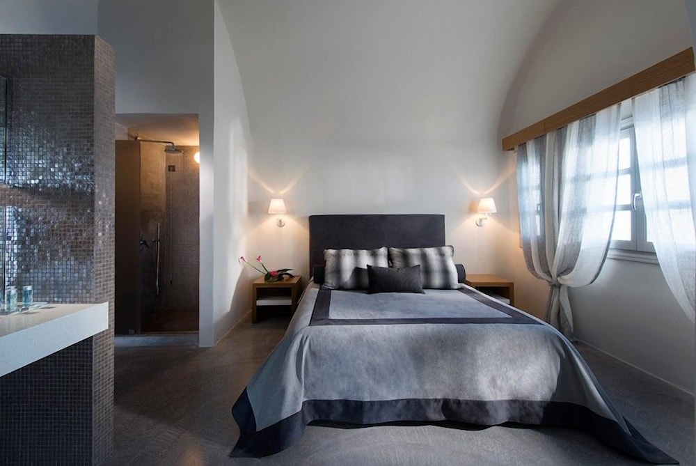 SUITE, DOUBLE BED