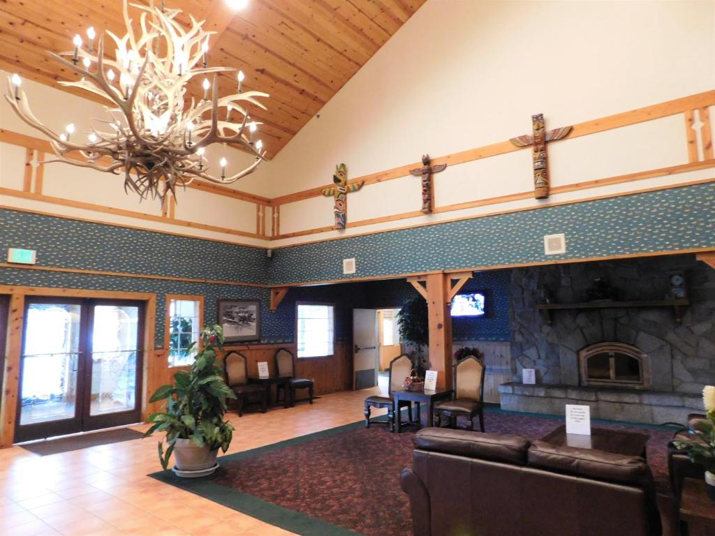 The Summit Inn (ex Howard Johnson Snoqualmie/Summit) 5/33