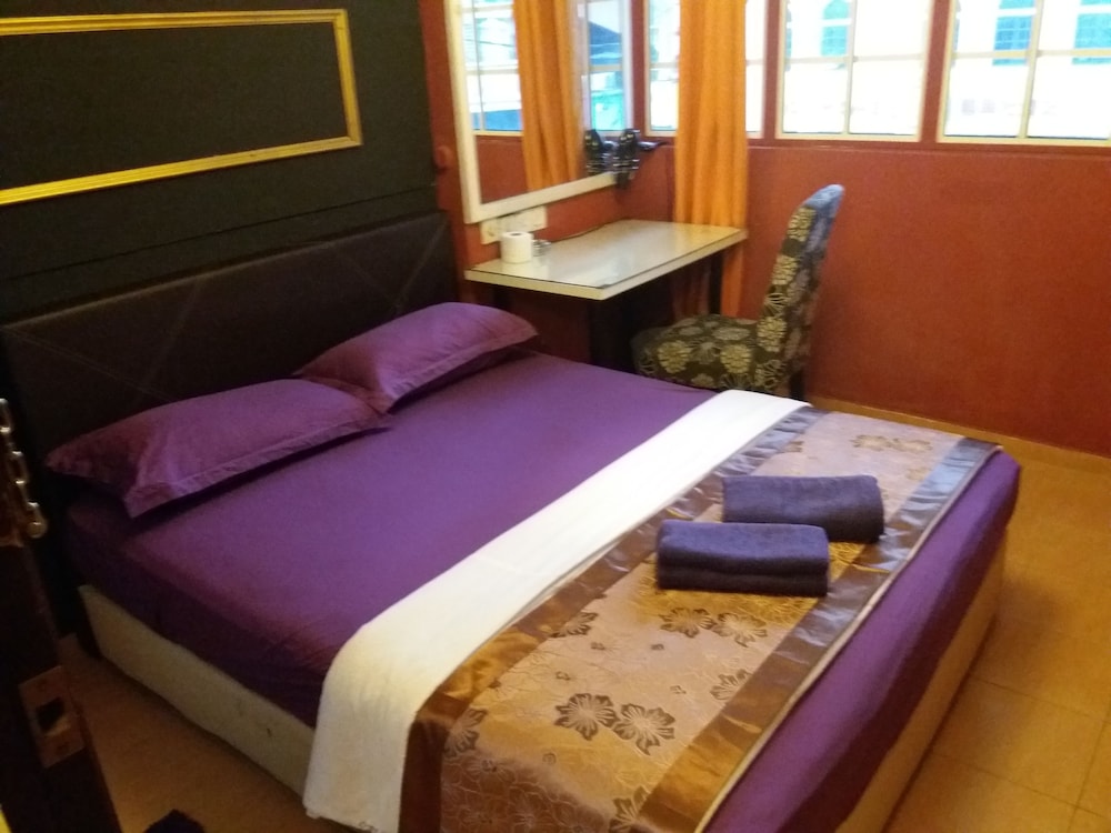 CITY INN HOTEL 23/33