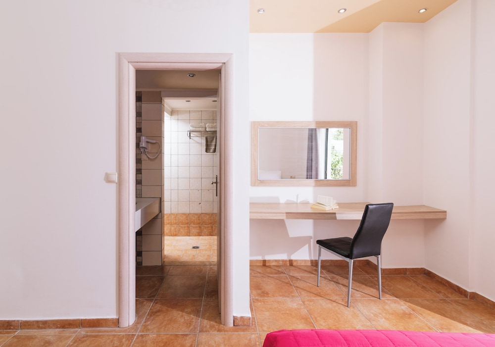 Matala Bay Apartments 64/64