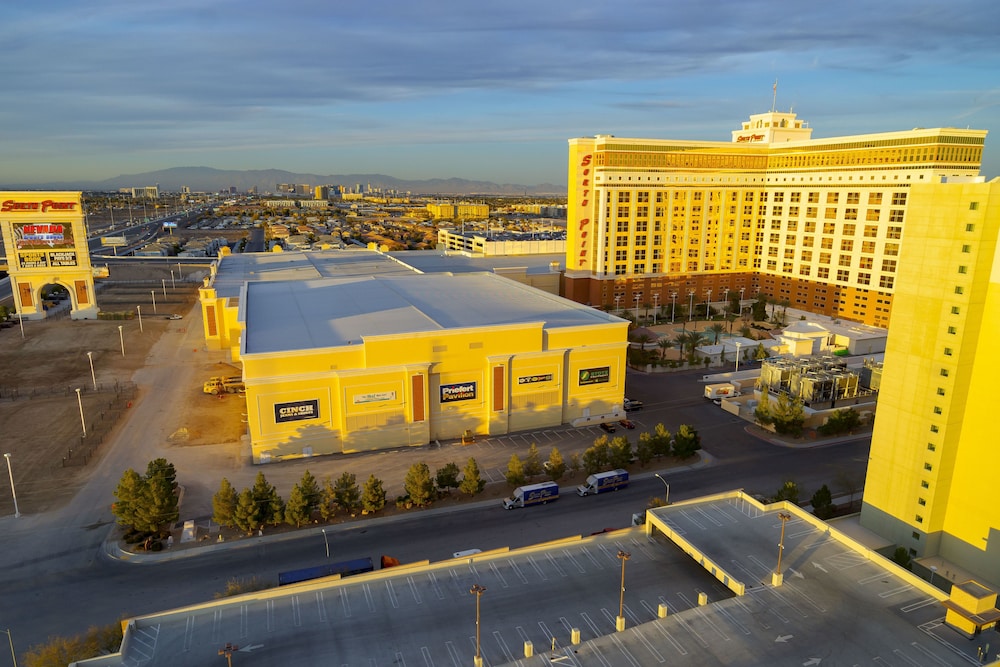 The Grandview At Las Vegas 5/60