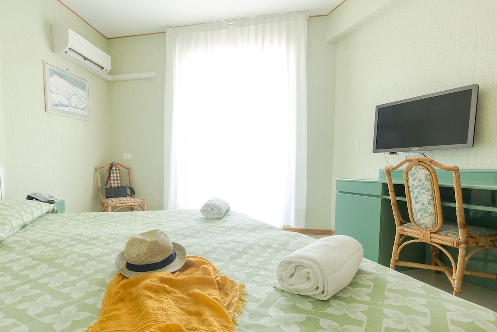 Hotel Perla Del Golfo 27/70