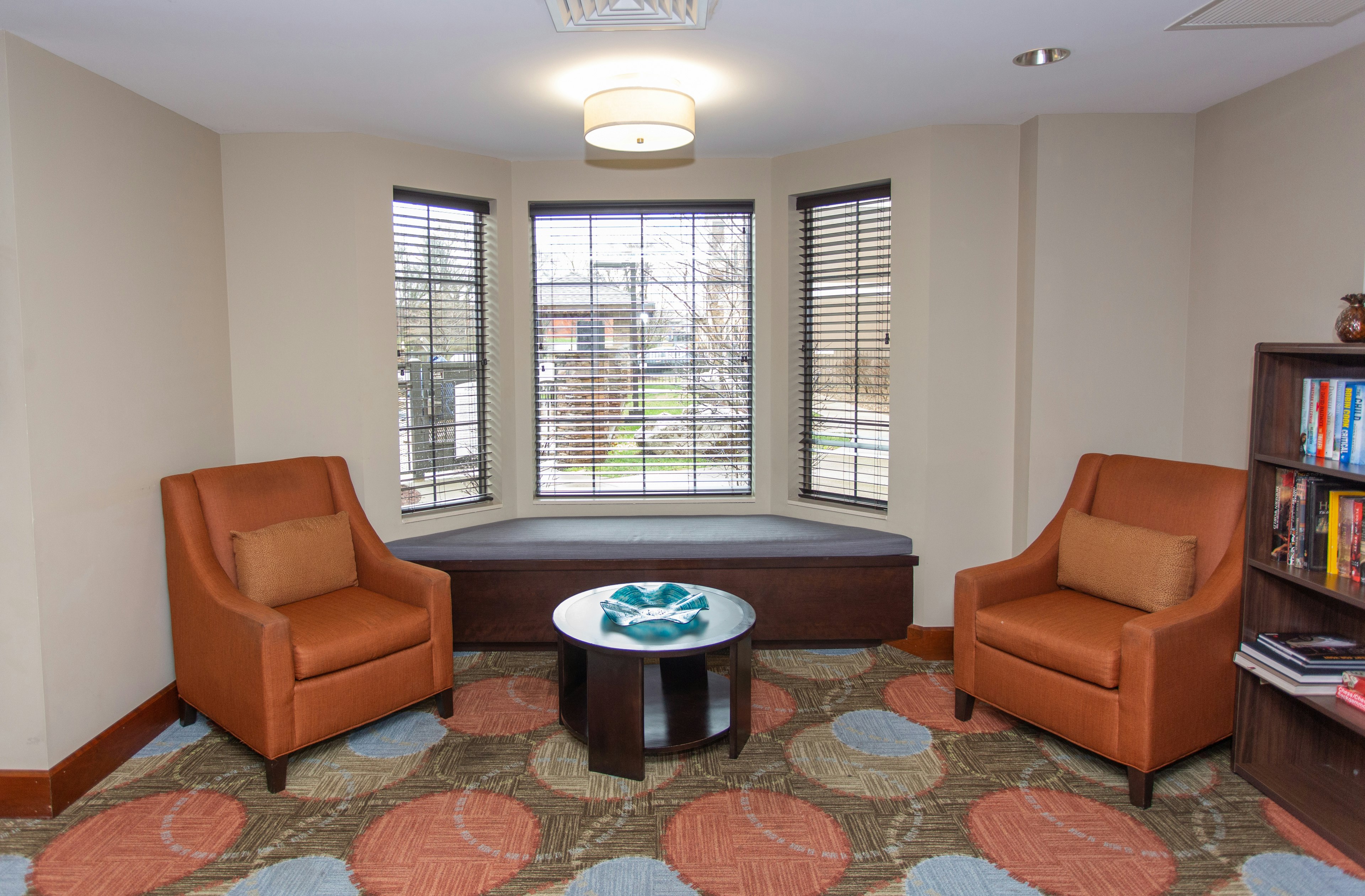 STAYBRIDGE SUITES BOWLING GREEN 27/68