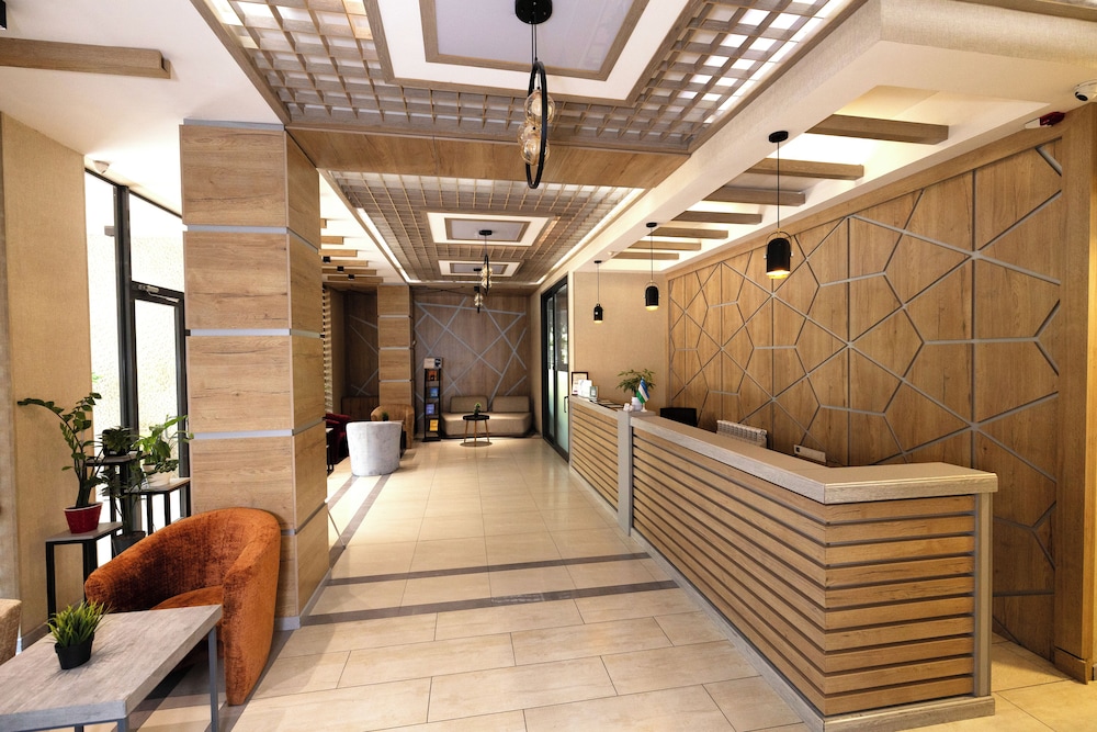 Sayyoh Hotel 11/61