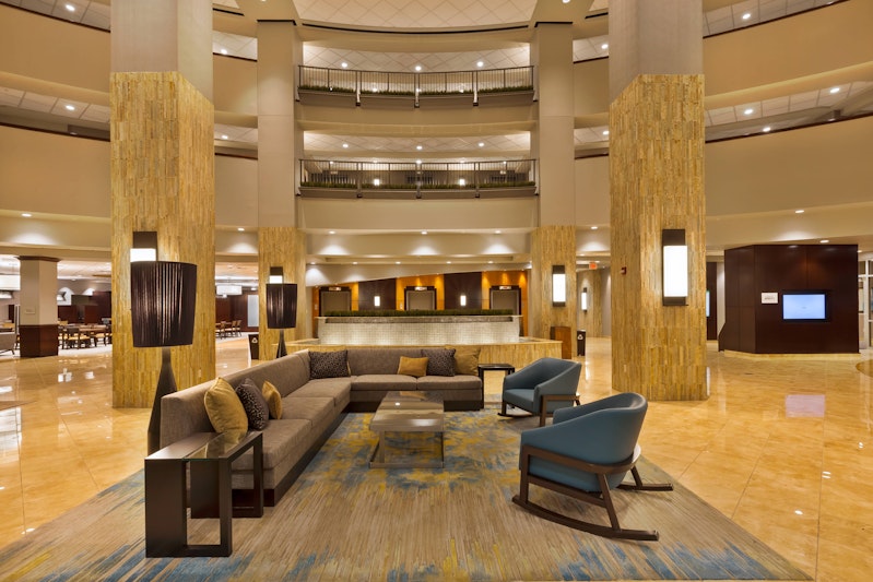 Courtyard By Marriott Omaha La Vista 12/25