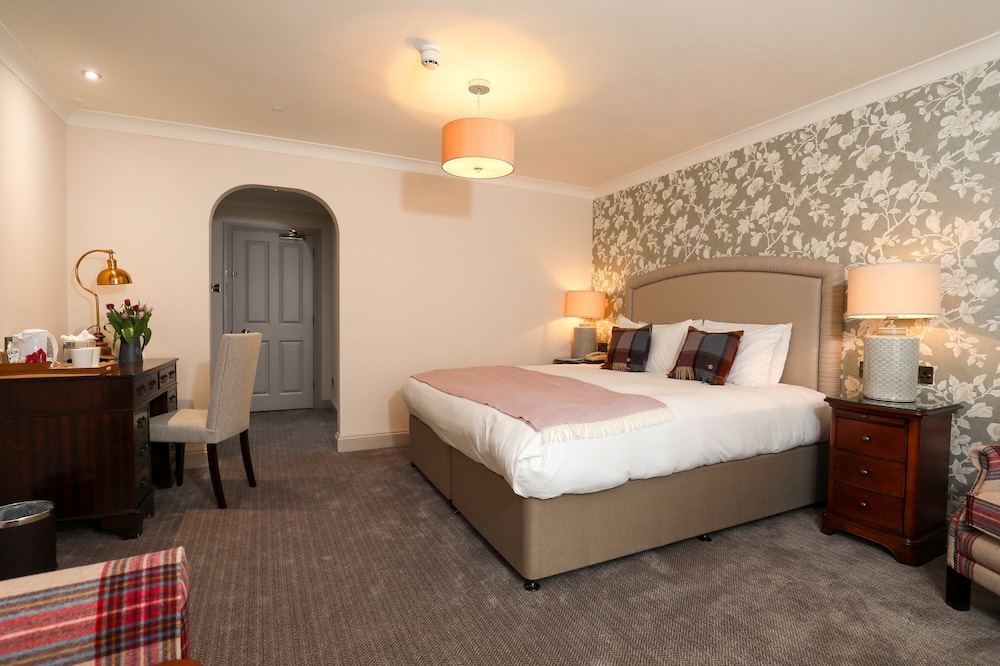Stratton House Hotel 10/73