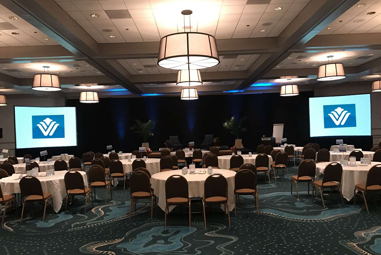Wyndham Lake Buena Vista Disney Springs Resort Area 35/54