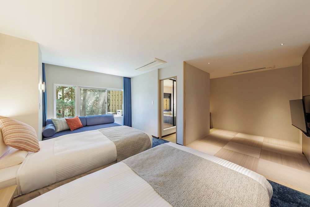 Japanese Western, Special, Twin Beds, 2 Futon Beds, Outdoor Bath، Kamenoi Hotel Kamogawa (ex. Kanpo no Yado Kamogawa) 3/4