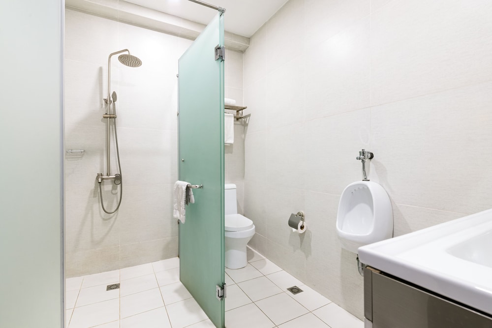 Artemis Place Makati 65/69