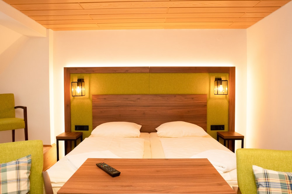 Hotel Gasthof Goldener Greifen 21/50