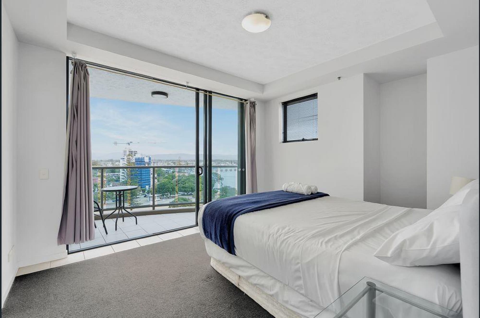 2 BEDROOMS, APARTMENT