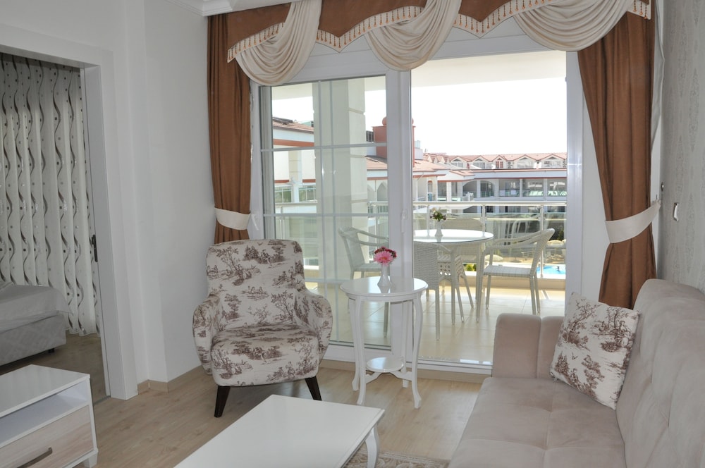 Akbuk Palace Hotel & Residence 24/43