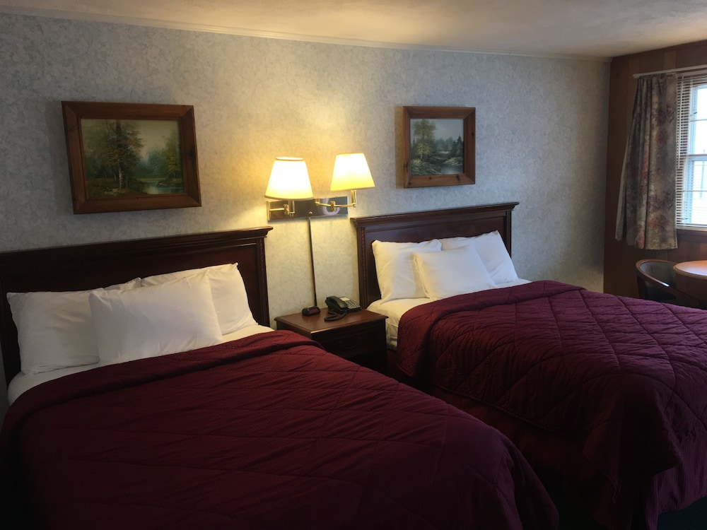 Stonybrook Motel & Lodge 13/59