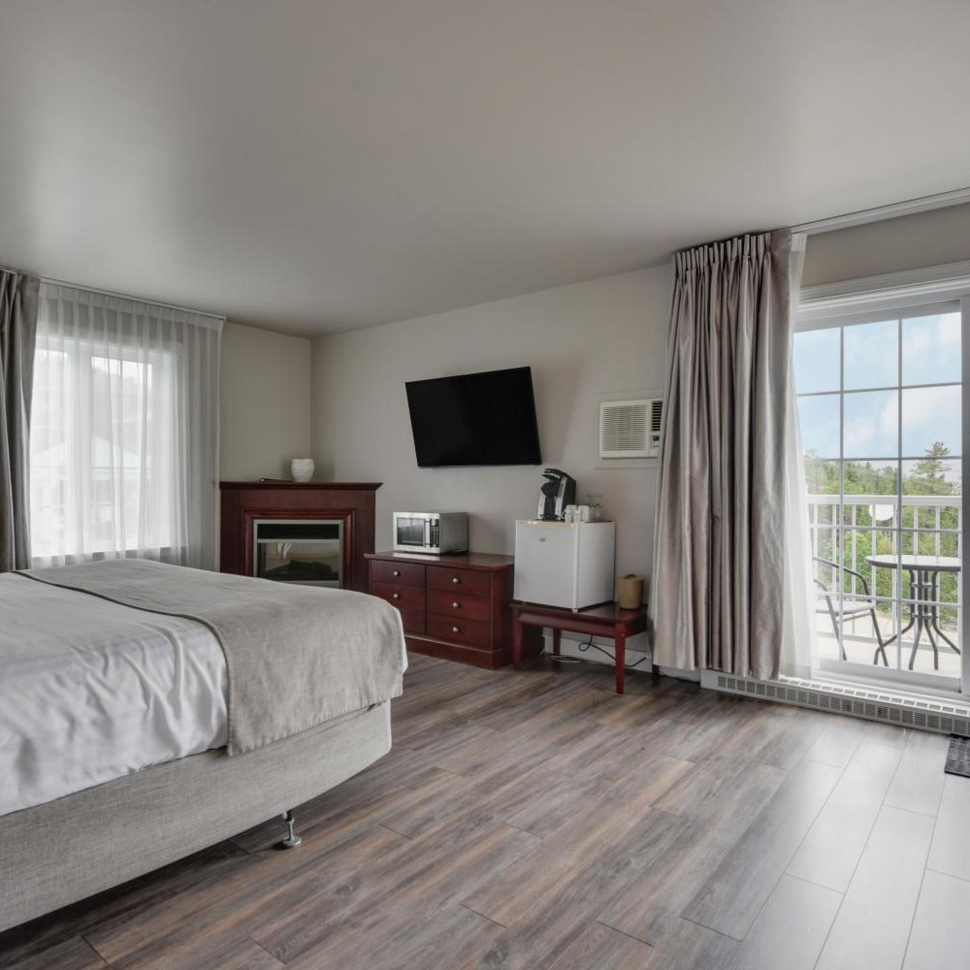 Pavilion, Economy, Double Bed