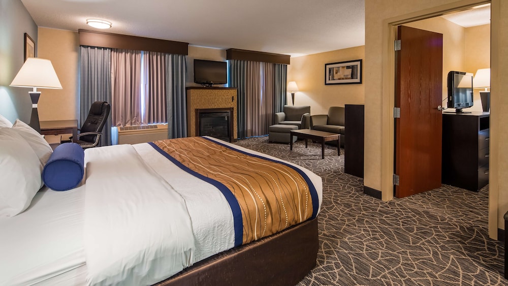 Best Western Plus Berkshire Hills Inn & Suites 11/41