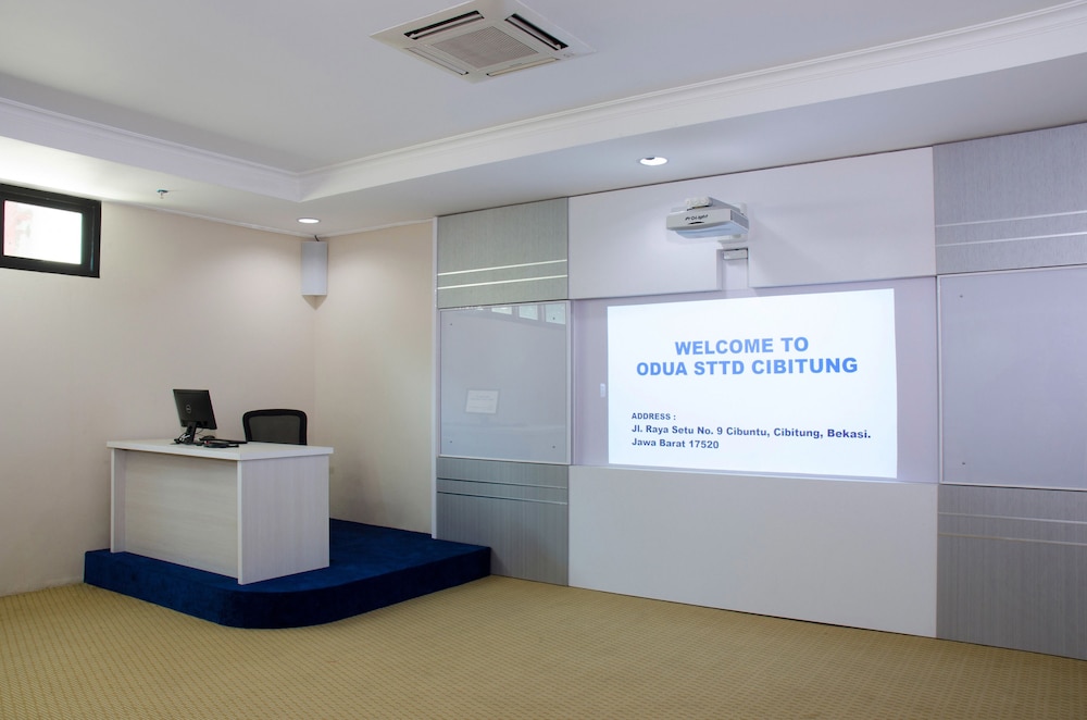 Makati Hotel Cibitung 12/52