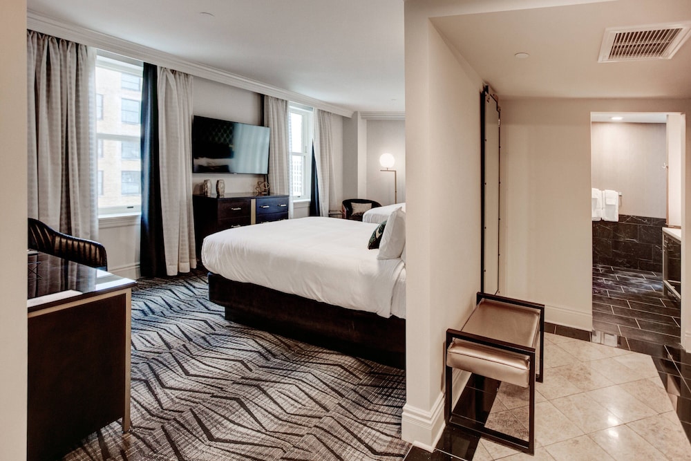 The Warrior Hotel, Autograph Collection 10/35