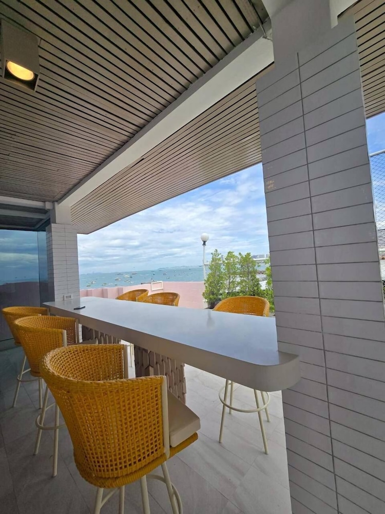 HOUSE HOTEL Central Pattaya 49/58