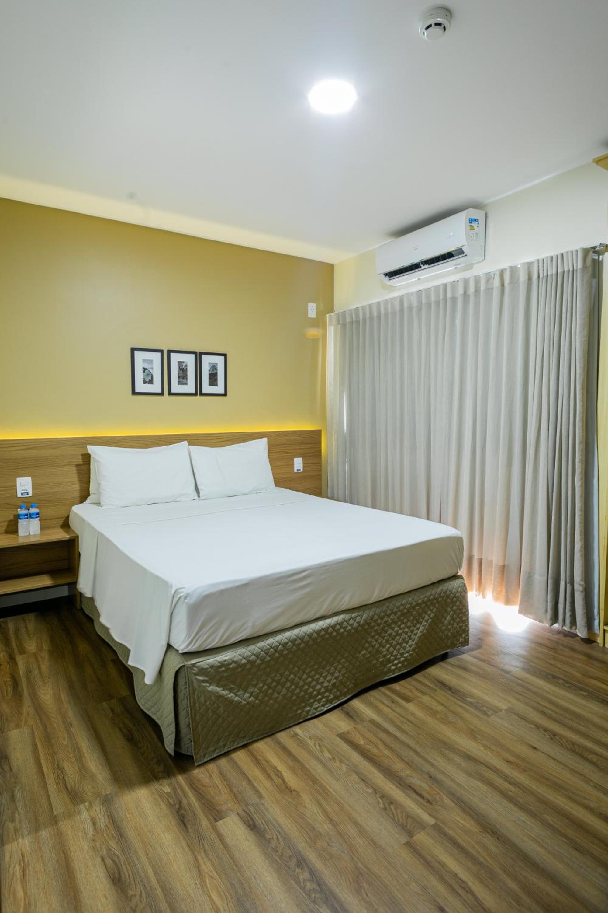 Deluxe, Double Bed, Sofa