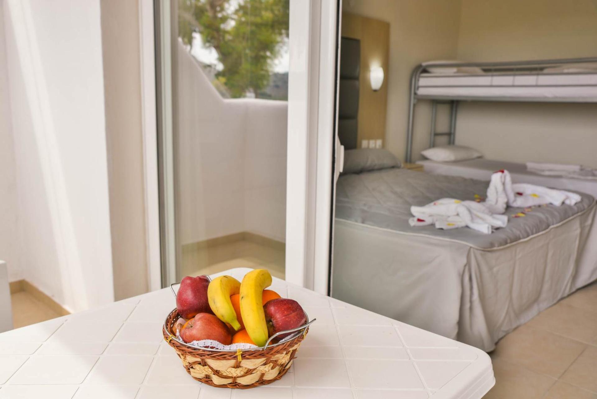 Marathon Hotel 47/50