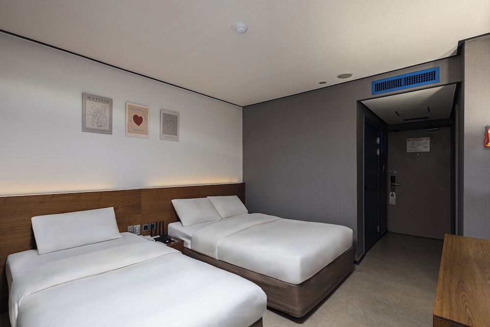 Insadong Crown Hotel 27/60