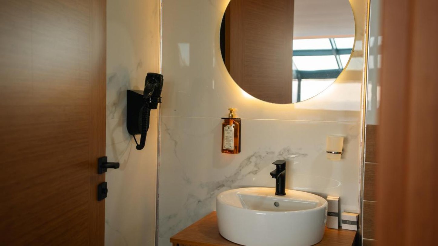 CIP Istanbul Hotel 32/34