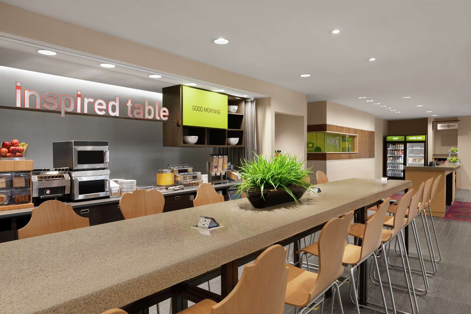 restaurant cafeteria