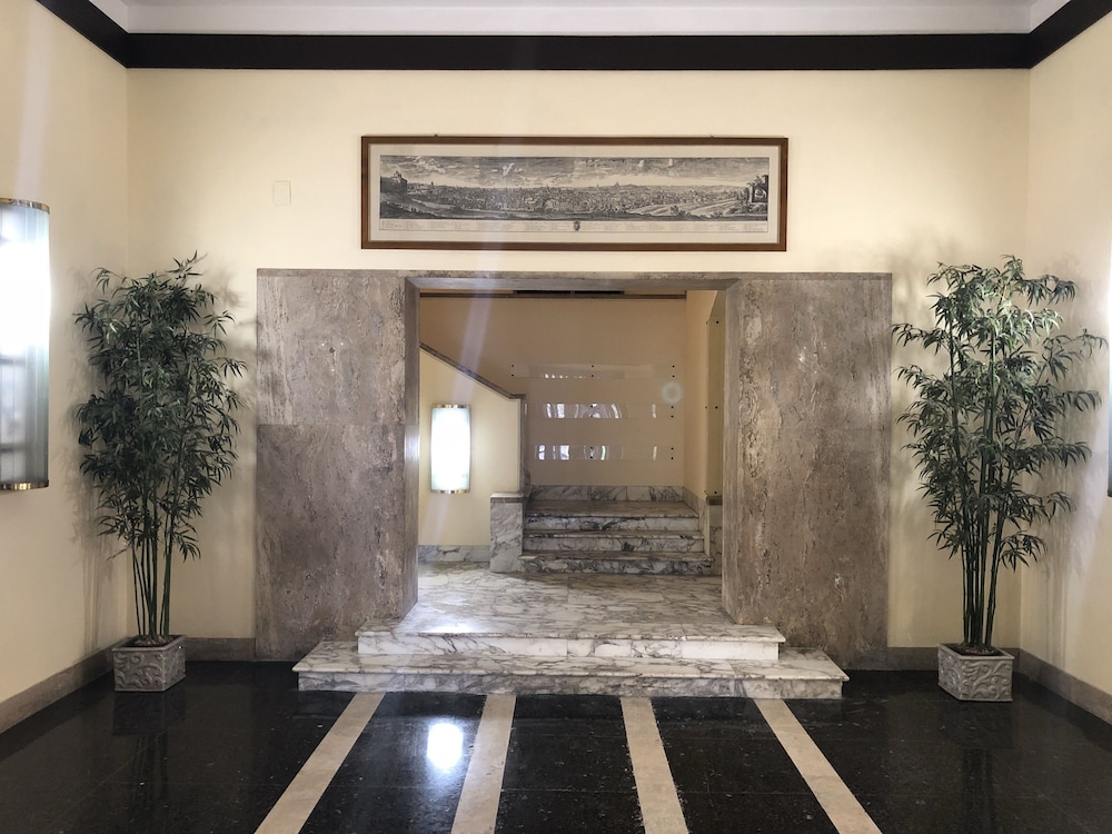 Mi Hotel Home 6/50