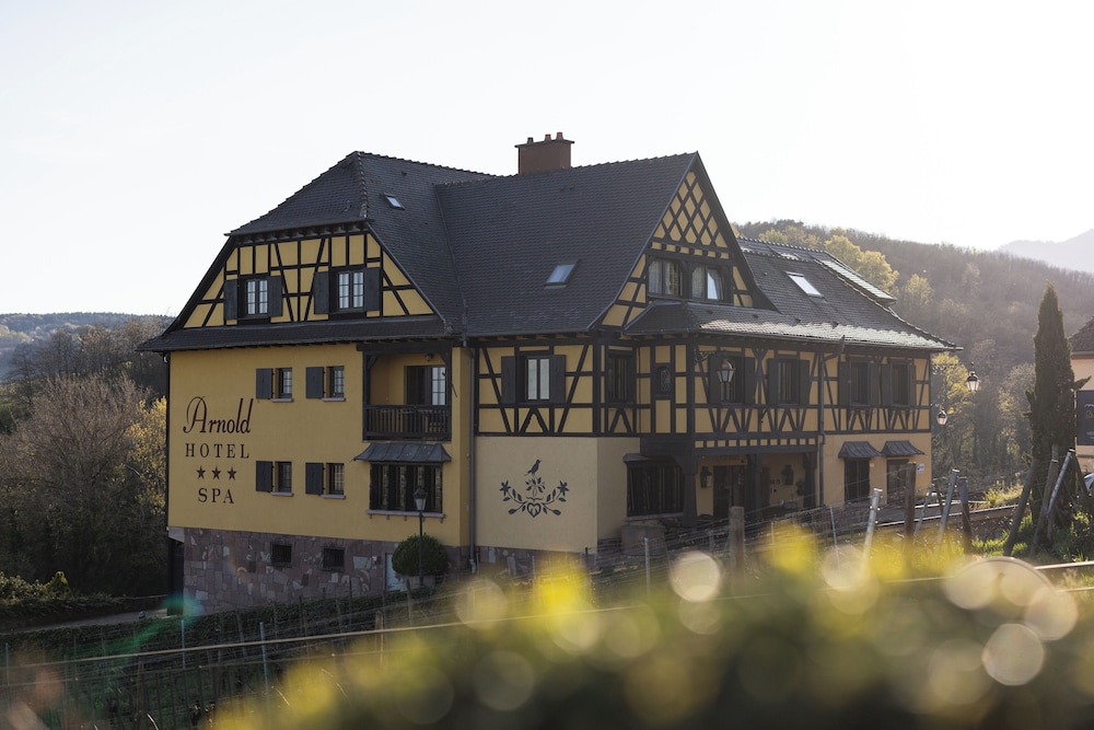 Hotel Arnold 6/48