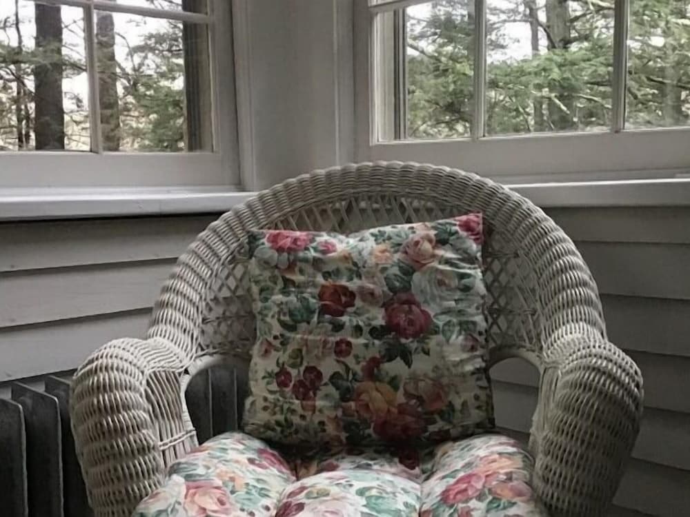 Brookview Manor Inn of the Poconos 37/51