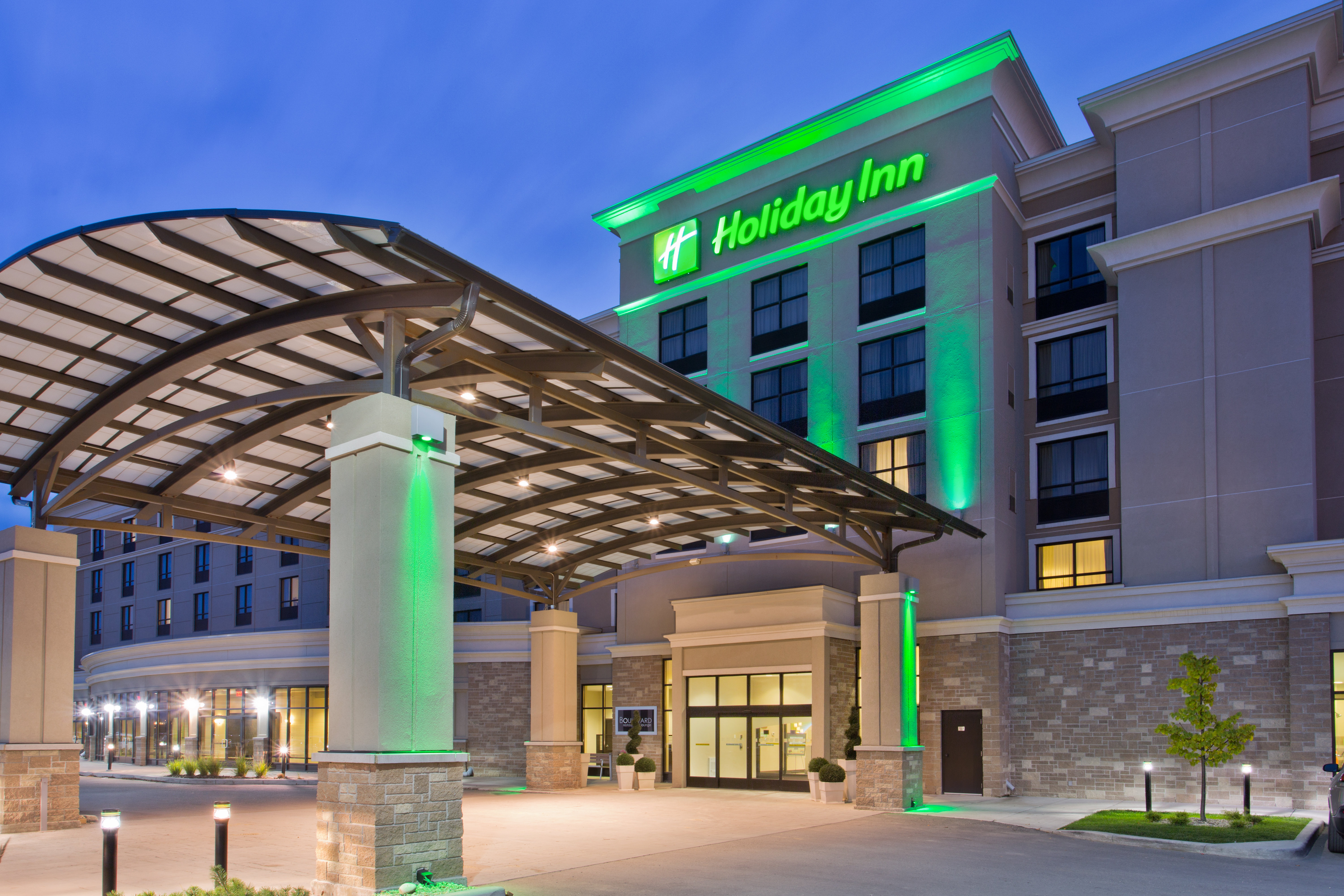Holiday Inn Red Deer South 5/76
